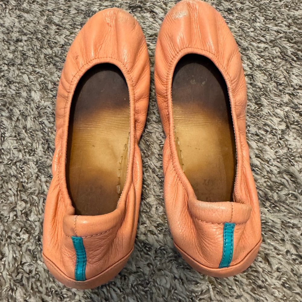 Tieks Peach and Teal Ballet Flats